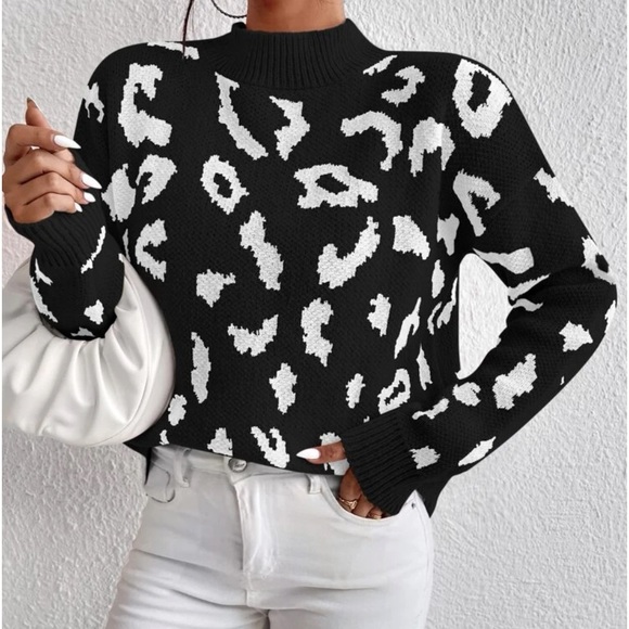 New. leopard print long sleeve sweater - Picture 3 of 7